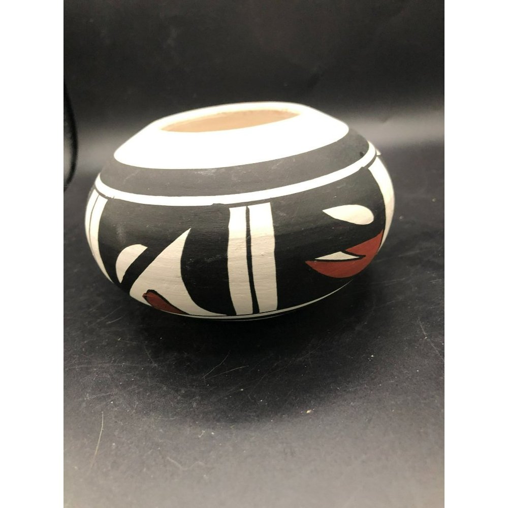 Acoma Pueblo Handmade Pottery Bowl - 6 Inches